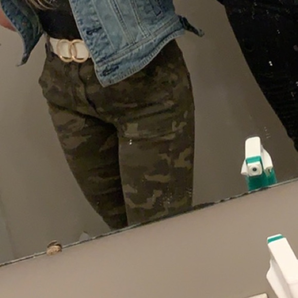 Camouflage skinny jeans